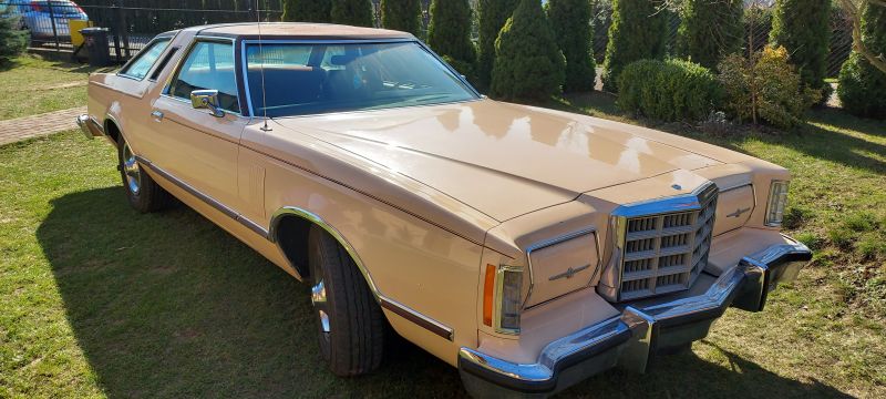 Ford  Thunderbird 
