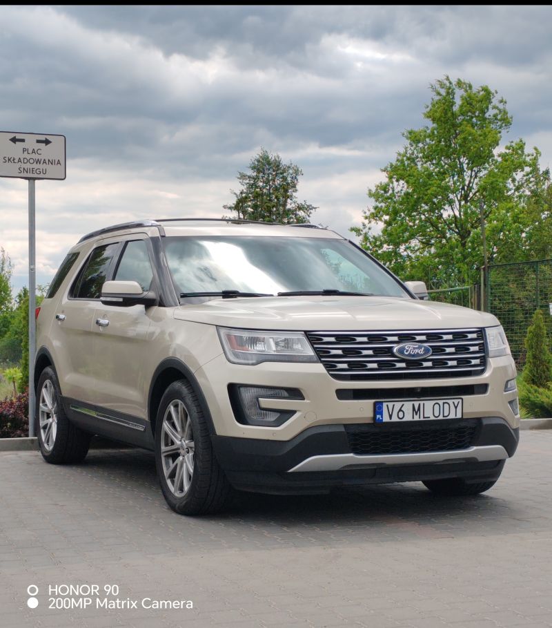 Ford Explorer 