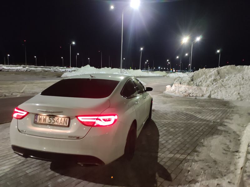 Chrysler  200s