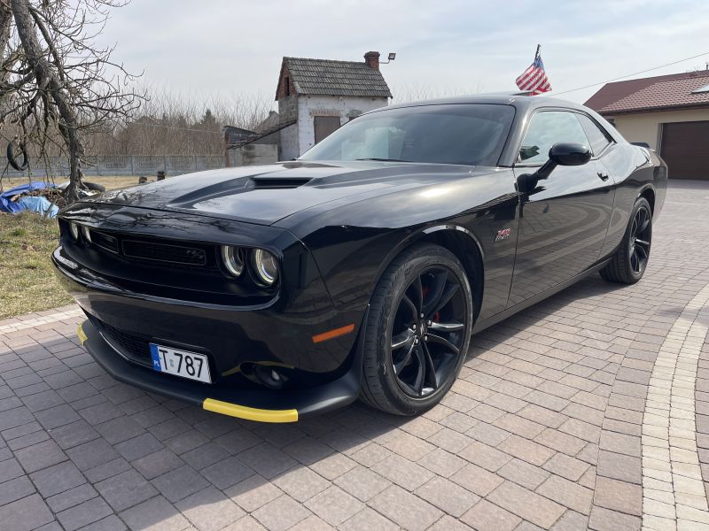 Dodge  Challenger
