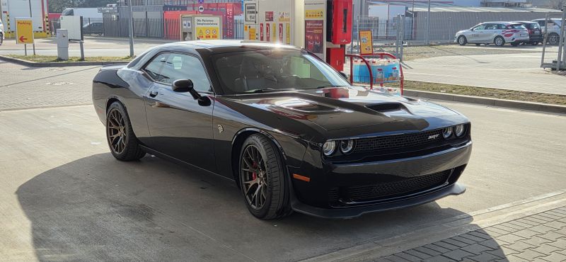 Dodge Challenger SRT Hellcat