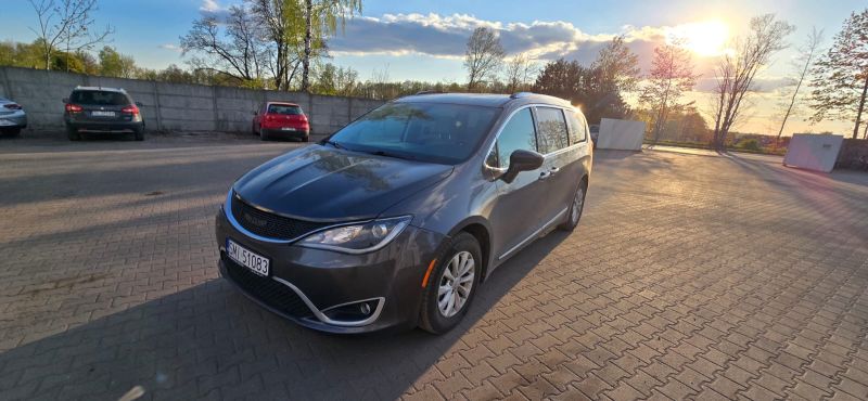 Chrysler Pacifica