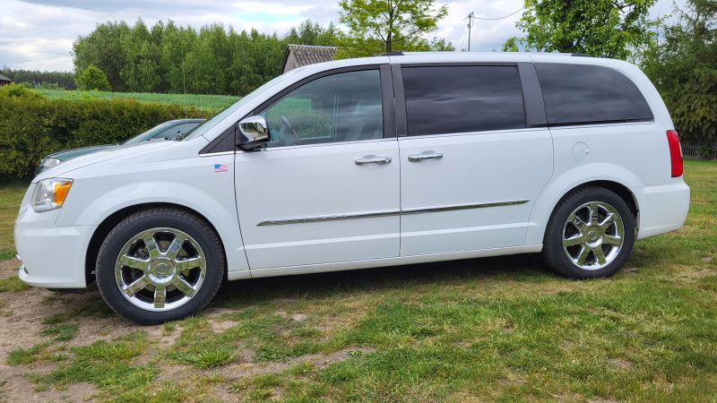 Chrysler Town & Country