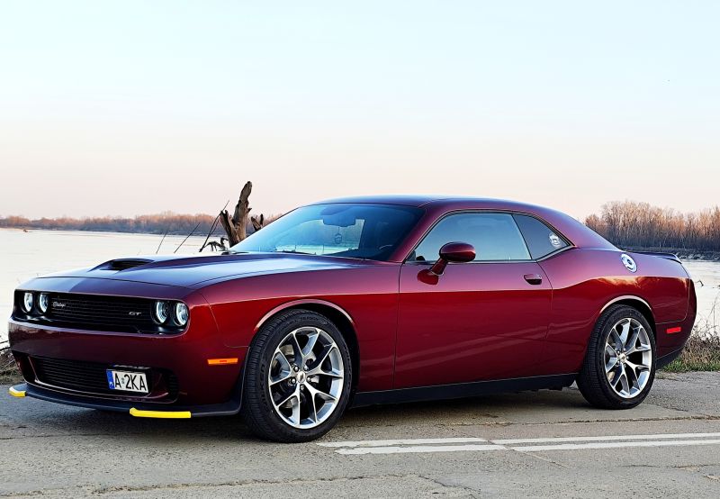 Dodge Challenger