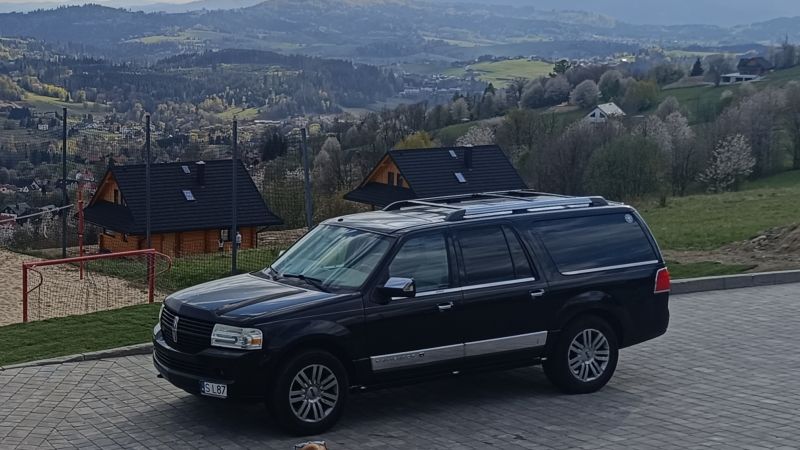 Lincoln Navigator