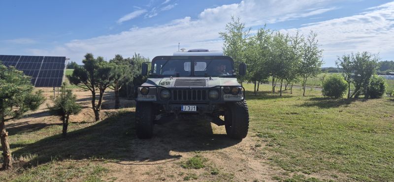 Hummer H1 Humvee