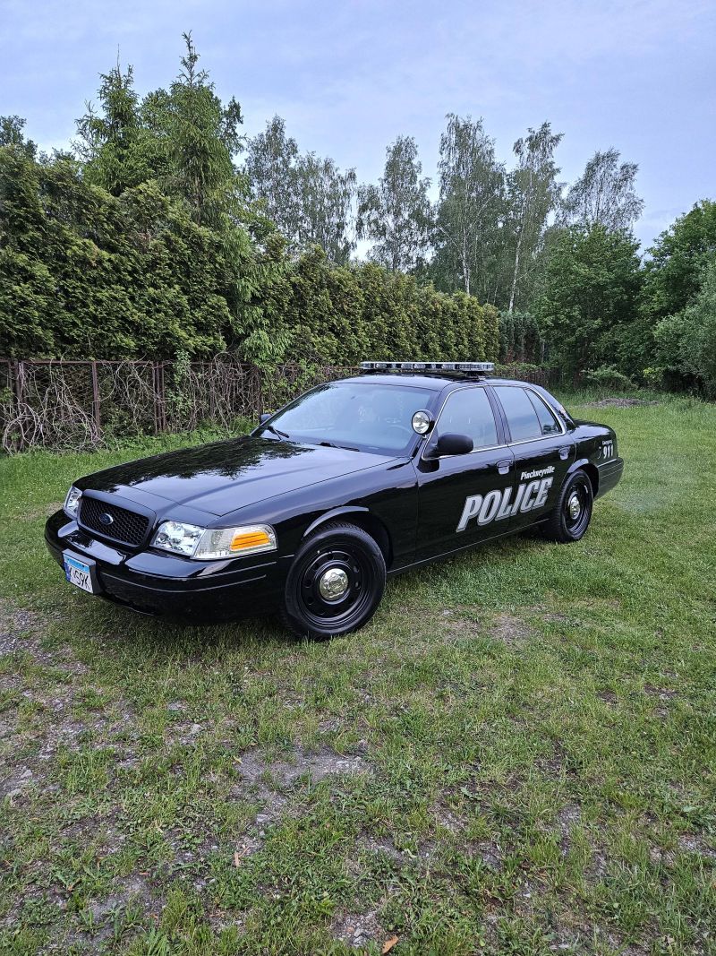 Ford Crown victoria 