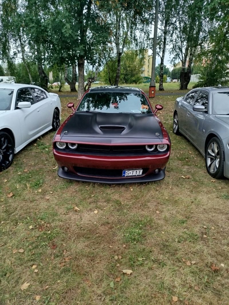 Dodge Challenger