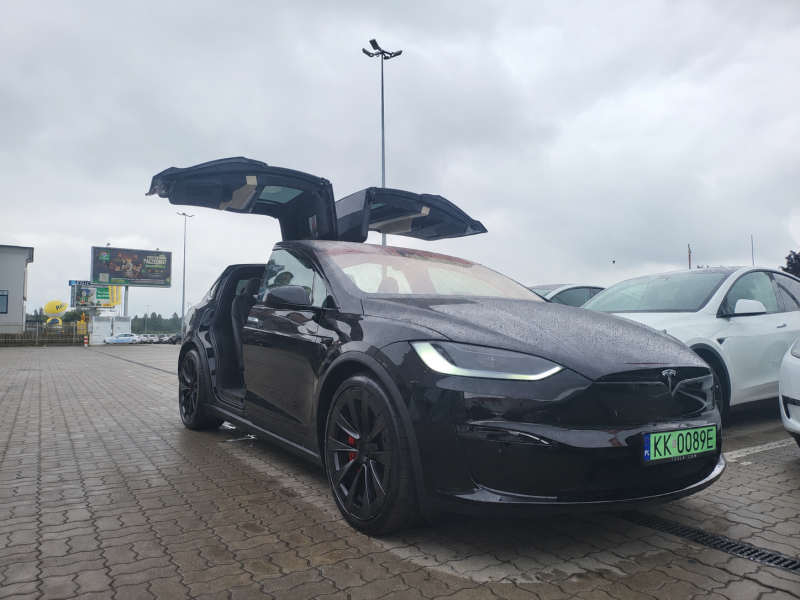 Tesla X