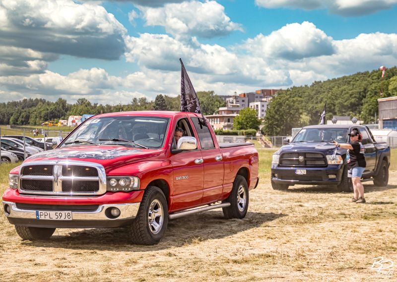 Dodge  Ram