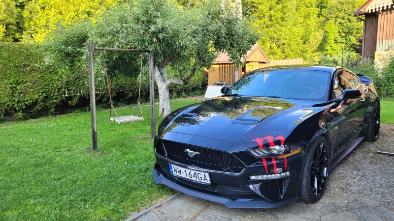 Ford Mustang 