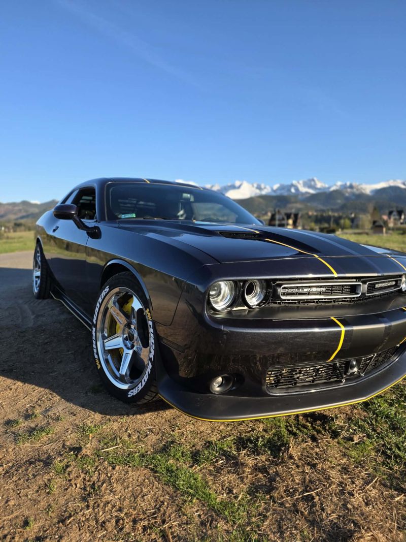 Dodge Challenger