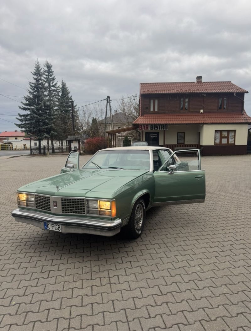 Oldsmobile  98